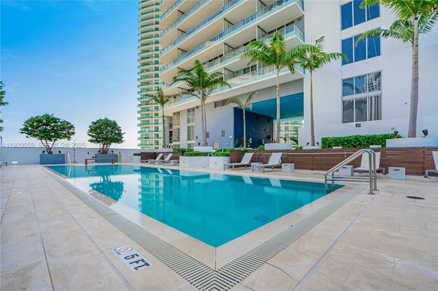 1300 Brickell Bay Dr 1912, Miami, FL 33131