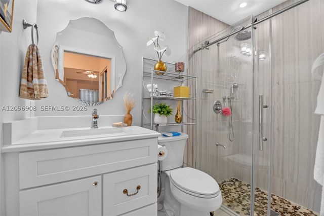 802 Landings Blvd, Green Acres, FL 33413