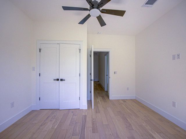 2005 Uphill LN A, Austin, TX 78741