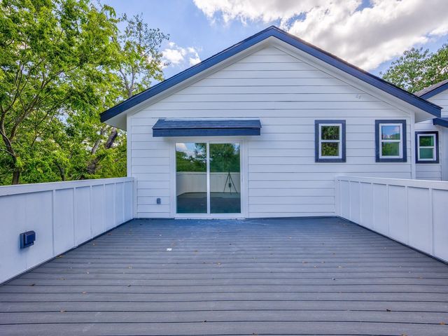 2005 Uphill LN A, Austin, TX 78741