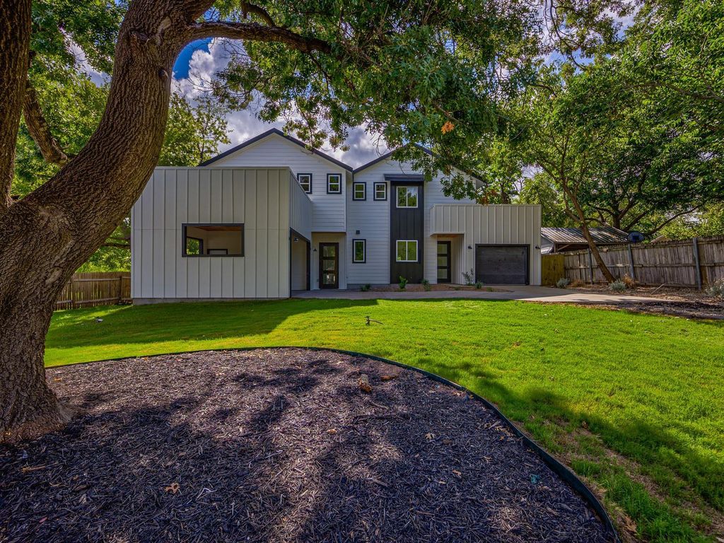 2005 Uphill LN A, Austin, TX 78741