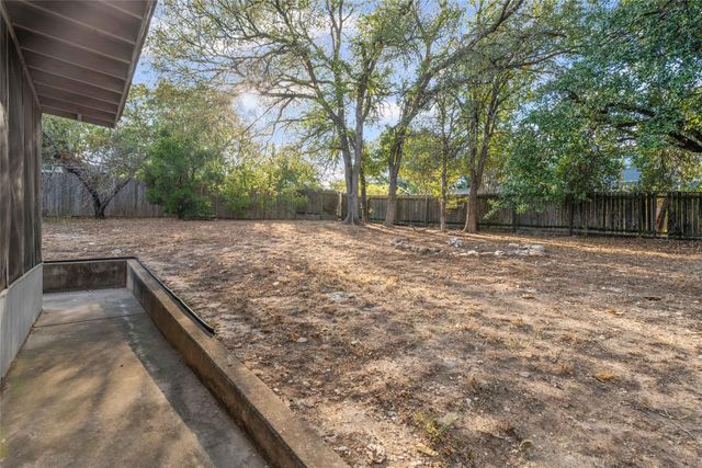 2800 Westhill DR 102, Austin, TX 78704