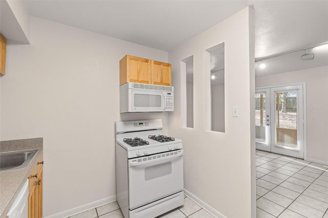 2800 Westhill DR 102, Austin, TX 78704