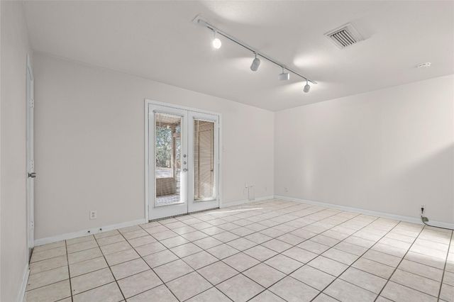 2800 Westhill DR 102, Austin, TX 78704