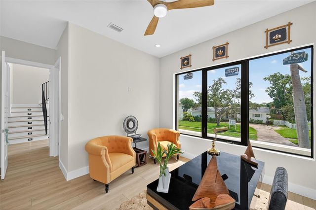 1935 SHORE ACRES BOULEVARD NE, St Petersburg, FL 33703
