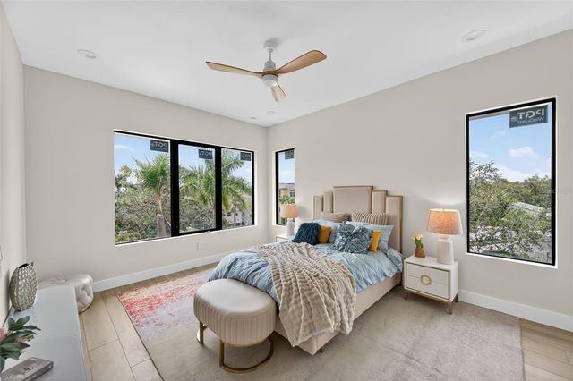 1935 SHORE ACRES BOULEVARD NE, St Petersburg, FL 33703
