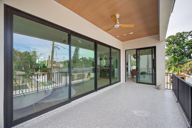 1935 SHORE ACRES BOULEVARD NE, St Petersburg, FL 33703