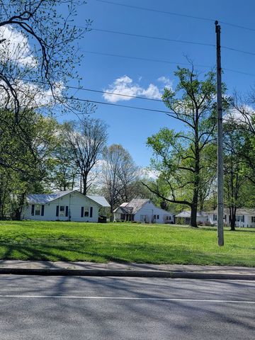 103 Main St, W, Wartrace, TN 37183