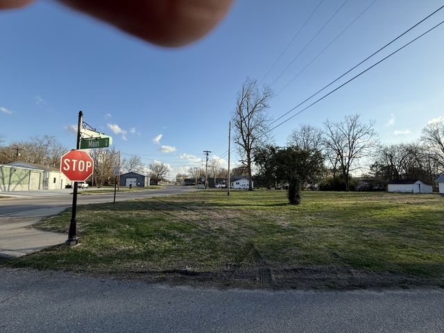 103 Main St, W, Wartrace, TN 37183