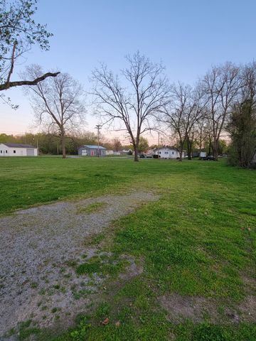 103 Main St, W, Wartrace, TN 37183