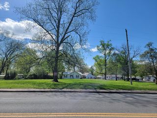 103 Main St, W, Wartrace, TN 37183