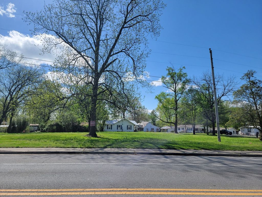 103 Main St, W, Wartrace, TN 37183