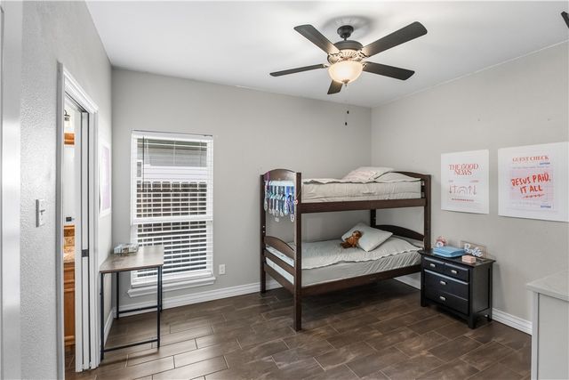9505 Royal Oak Dr, Corpus Christi, TX 78410