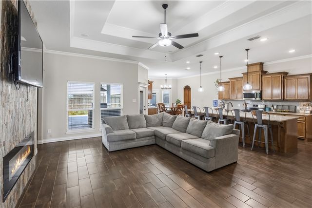 9505 Royal Oak Dr, Corpus Christi, TX 78410