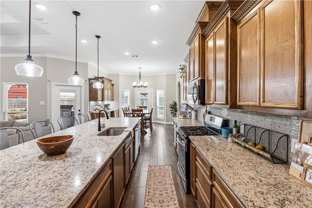 9505 Royal Oak Dr, Corpus Christi, TX 78410
