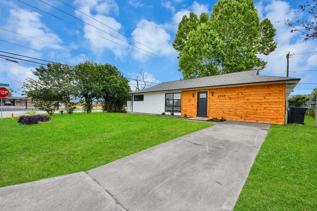 6522 Belarbor Street, Houston, TX 77087