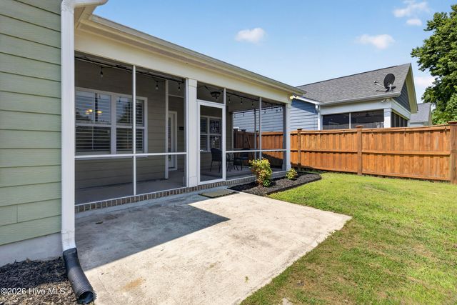 2236 Lakeside Circle, Wilmington, NC 28401