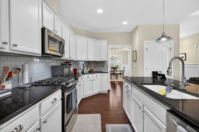 2236 Lakeside Circle, Wilmington, NC 28401
