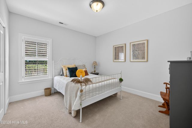 2236 Lakeside Circle, Wilmington, NC 28401