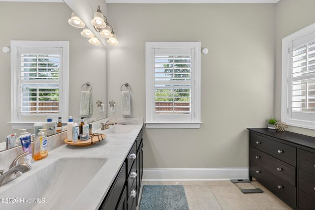 2236 Lakeside Circle, Wilmington, NC 28401