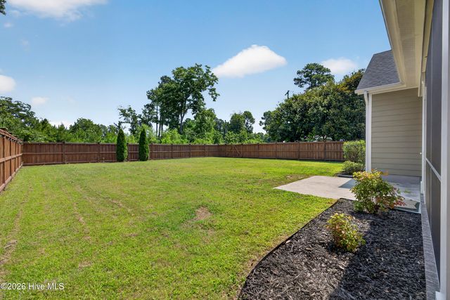 2236 Lakeside Circle, Wilmington, NC 28401