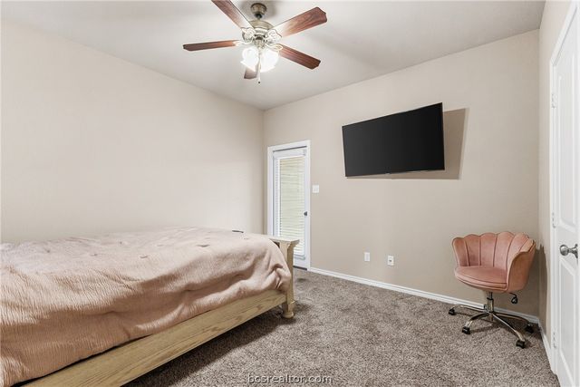 506 Momma Bear Drive, College Station, TX 77845