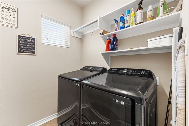 506 Momma Bear Drive, College Station, TX 77845