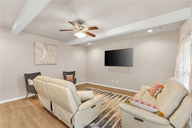 506 Momma Bear Drive, College Station, TX 77845