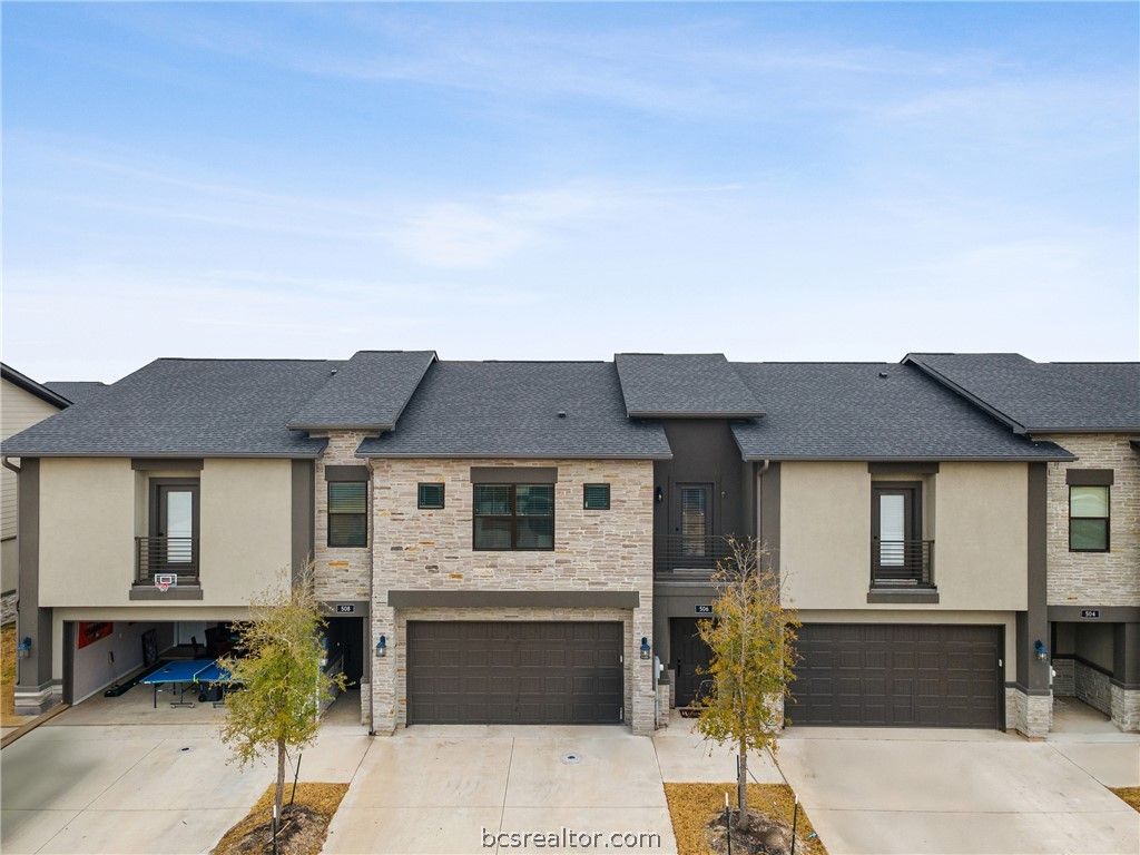 506 Momma Bear Drive, College Station, TX 77845