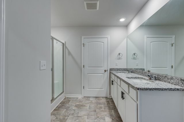 227 Addison Ave, Chapel Hill, TN 37034