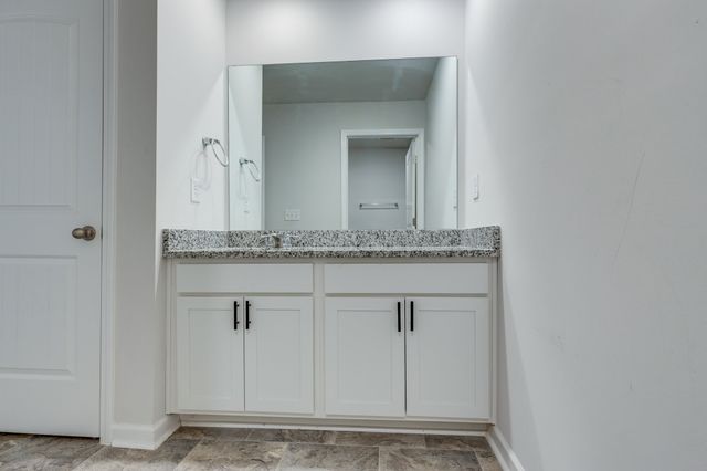 227 Addison Ave, Chapel Hill, TN 37034