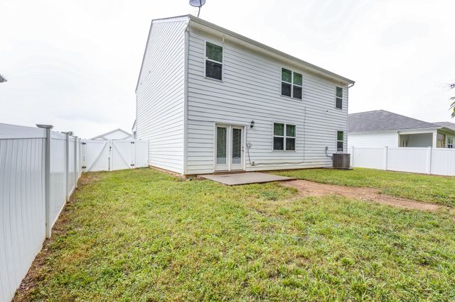 227 Addison Ave, Chapel Hill, TN 37034