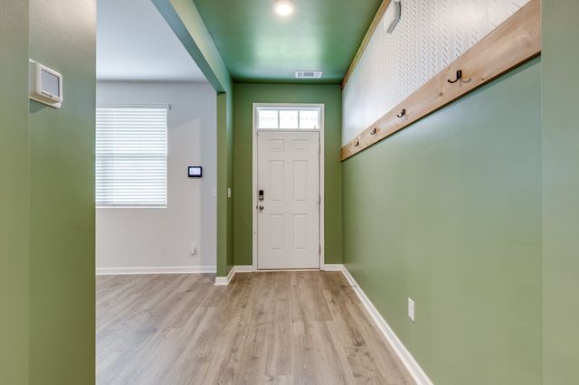 227 Addison Ave, Chapel Hill, TN 37034