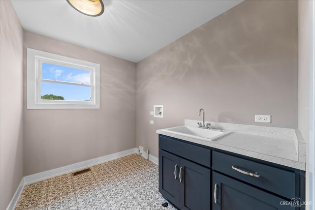 483 Deerfield Drive, Oswego, IL 60543