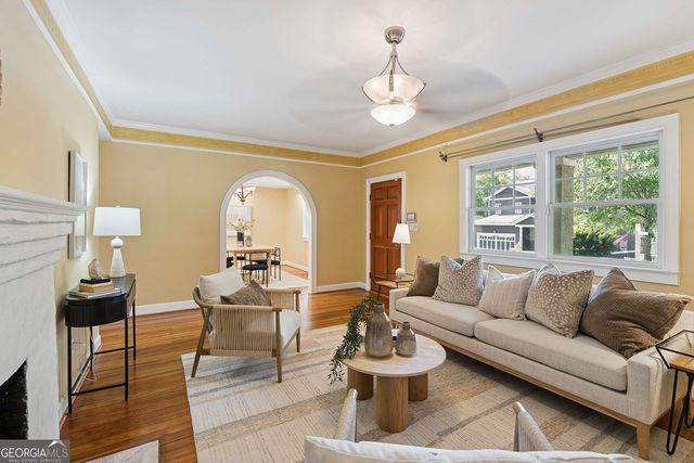 805 Holmes Street NW, Atlanta, GA 30318