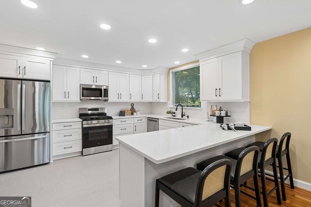 805 Holmes Street NW, Atlanta, GA 30318
