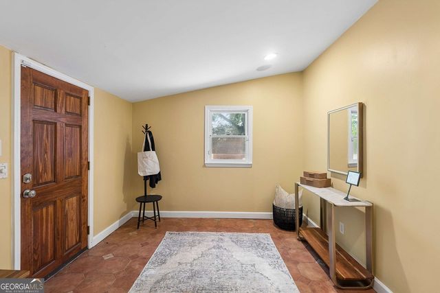 805 Holmes Street NW, Atlanta, GA 30318