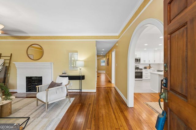 805 Holmes Street NW, Atlanta, GA 30318