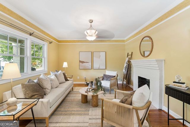 805 Holmes Street NW, Atlanta, GA 30318