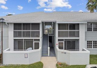 933 Sonesta Avenue NE, 208, Palm Bay, FL 32905
