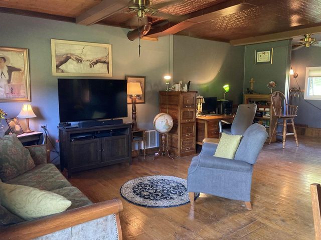 435 S Main Street, Fall River, WI 53932