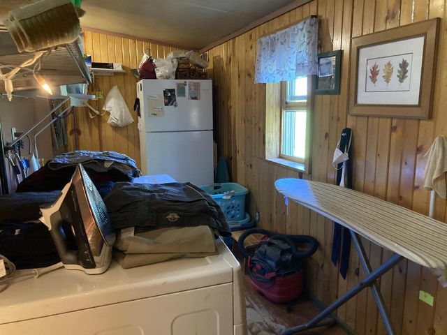 435 S Main Street, Fall River, WI 53932