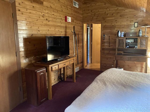 435 S Main Street, Fall River, WI 53932