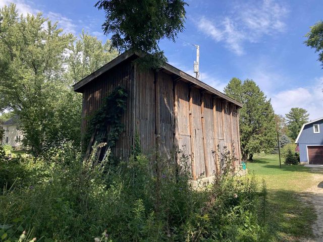 435 S Main Street, Fall River, WI 53932