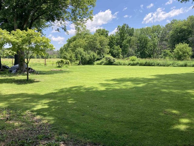 435 S Main Street, Fall River, WI 53932