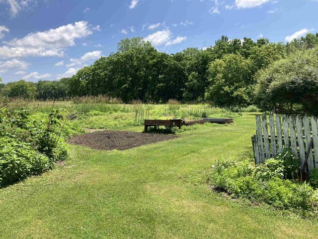 435 S Main Street, Fall River, WI 53932