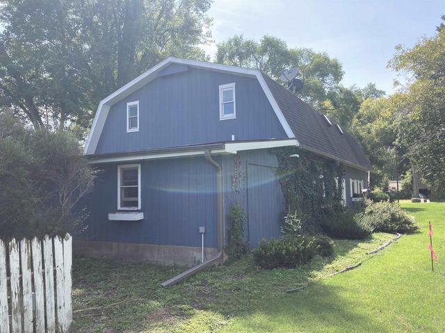 435 S Main Street, Fall River, WI 53932