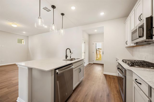 433 Carr DR, Liberty Hill, TX 78642