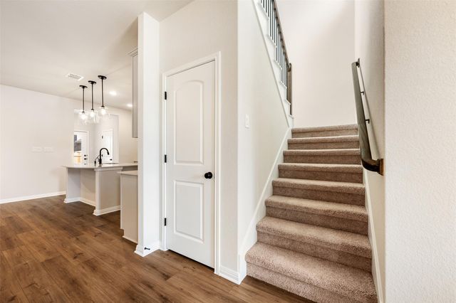 433 Carr DR, Liberty Hill, TX 78642