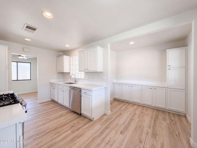 4801 N 14TH Avenue, Phoenix, AZ 85013